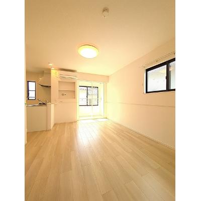 シェルエトワール 201【管理NO：1-028529901-02010】 ★家具家電は申し込み後に搬入します★ ★2026年10月下旬入居可能★の物件写真2