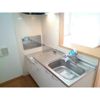 ヴィオラ 201【管理NO：1-014329701-02010】 ★家具家電は申し込み後に搬入します★ ★2026年10月中旬入居可能★の物件写真3