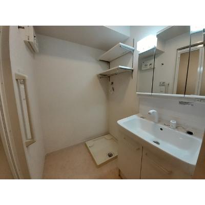 シャイン泉 102【管理NO：1-025722201-01020】 ★家具家電は申し込み後に搬入します★ ★2026年10月下旬入居可能★の物件写真6
