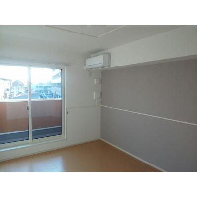 プリムローズ二色Ⅱ 203【管理NO：1-020853701-02030】 ★家具家電は申し込み後に搬入します★ ★2026年10月中旬入居可能★の物件写真2