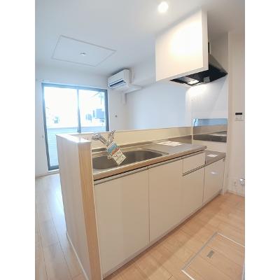 レガート春日Ⅲ 101【管理NO：1-021607903-01010】 ★家具家電は申し込み後に搬入します★ ★2026年11月上旬入居可能★の物件写真3