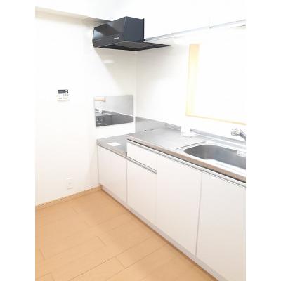 ベル・ヴィオラＫⅠ 202【管理NO：1-018255201-02020】 ★家具家電は申し込み後に搬入します★ ★2026年11月中旬入居可能★の物件写真3