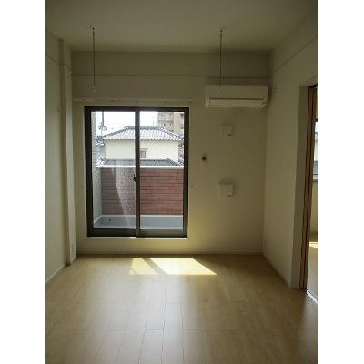 リヴェール　コート 203【管理NO：1-023726001-02030】 ★家具家電は申し込み後に搬入します★ ★2026年11月中旬入居可能★の物件写真2