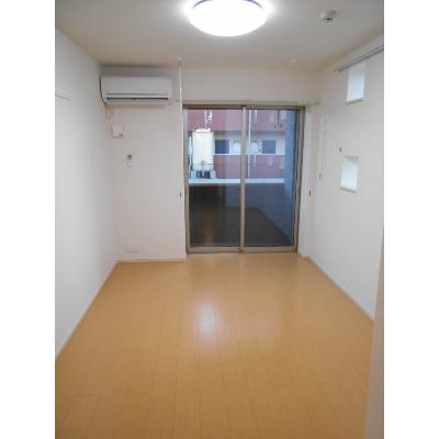 ジョビアル　コート 112【管理NO：1-021086901-01120】 ★家具家電は申し込み後に搬入します★ ★2026年11月上旬入居可能★の物件写真2