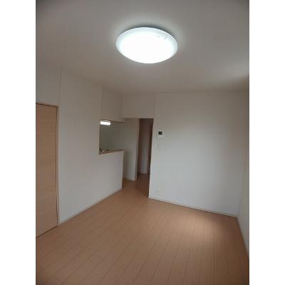 サニーメゾン弐番館 201【管理NO：1-020963002-02010】 ★家具家電は申し込み後に搬入します★ ★2026年11月下旬入居可能★の物件写真2