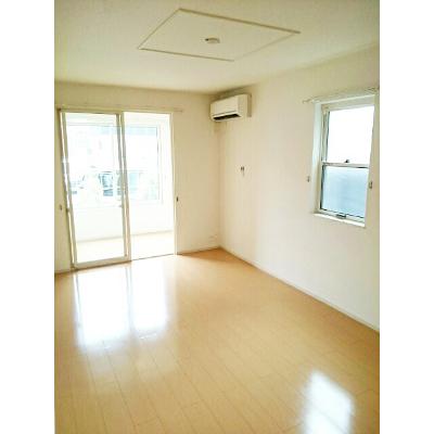 ベルカーサＢ 101【管理NO：1-018881502-01010】 ★家具家電は申し込み後に搬入します★ ★2026年11月中旬入居可能★の物件写真2