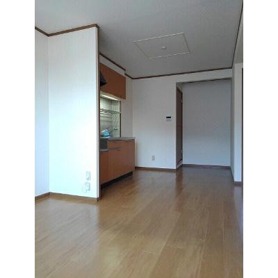 クレストール・ローゼ 201【管理NO：1-010460401-02010】 ★家具家電は申し込み後に搬入します★ ★2026年10月下旬入居可能★の物件写真2
