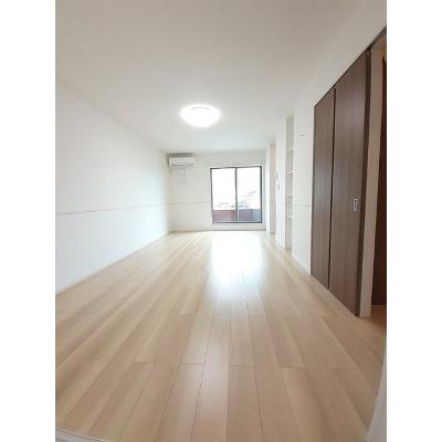 ルミエ　ソレイユ 204【管理NO：1-025868701-02040】 ★家具家電は申し込み後に搬入します★ ★2026年11月上旬入居可能★の物件写真2