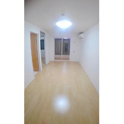ラッフィナート 102【管理NO：1-023855901-01020】 ★家具家電は申し込み後に搬入します★ ★2026年10月上旬入居可能★の物件写真2