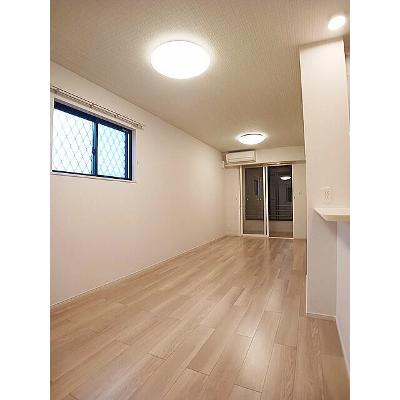 ウィステリア　ソラーナ 105【管理NO：1-028236801-01050】 ★家具家電は申し込み後に搬入します★ ★2026年11月上旬入居可能★の物件写真2