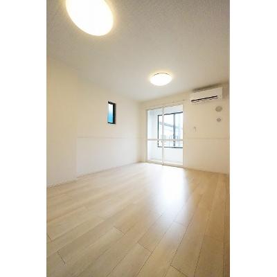 バロンドール 101【管理NO：1-026798201-01010】 ★家具家電は申し込み後に搬入します★の物件写真2