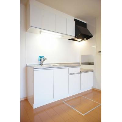 テラス小名田 102【管理NO：1-019097701-01020】 ★家具家電は申し込み後に搬入します★ ★2026年11月上旬入居可能★の物件写真3
