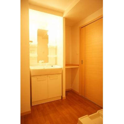 ぱしむ　ふろーりら 102【管理NO：1-016195101-01020】 ★家具家電は申し込み後に搬入します★ ★2026年11月上旬入居可能★の物件写真6
