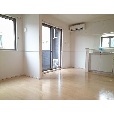 エルカミーノ 103【管理NO：1-021292201-01030】 ★家具家電は申し込み後に搬入します★ ★2026年10月中旬入居可能★の物件写真2