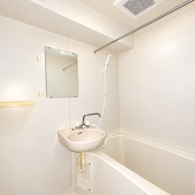 【J’sマンスリー九段下 305】10月7日～入居可🌟厚さ20㎝高密度ポケットコイルマットレス使用！8沿線利用可！九段下駅・飯田橋駅まで徒歩5分、コンビニも徒歩1分☆【インターネット無料】の物件写真3