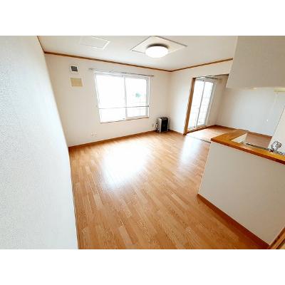 シンフォニアⅠ 201【管理NO：1-013459101-02010】 ★家具家電は申し込み後に搬入します★ ★2026年11月上旬入居可能★の物件写真2