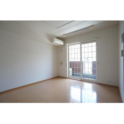 フローラ 102【管理NO：1-015086501-01020】 ★家具家電は申し込み後に搬入します★ ★2026年11月上旬入居可能★の物件写真2