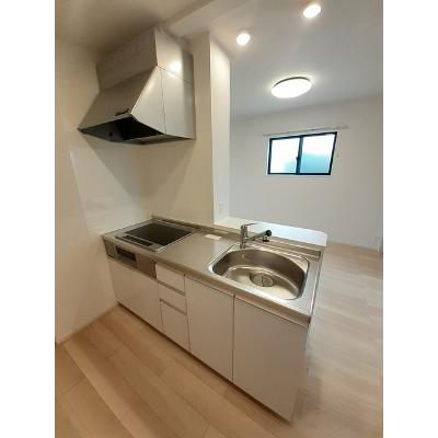 ラルース　Ａ 201【管理NO：1-027337601-02010】 ★家具家電は申し込み後に搬入します★ ★2026年12月上旬入居可能★の物件写真3