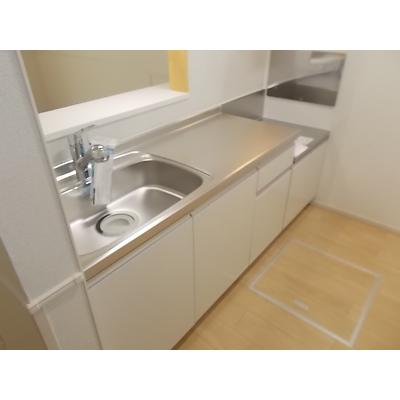 パンゲア 102【管理NO：1-020510901-01020】 ★家具家電は申し込み後に搬入します★ ★2026年11月上旬入居可能★の物件写真3