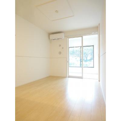 エィチワイティⅡ 102【管理NO：1-022191001-01020】 ★家具家電は申し込み後に搬入します★の物件写真2