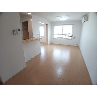 蔵Ⅱ 201【管理NO：1-017816301-02010】 ★家具家電は申し込み後に搬入します★の物件写真2