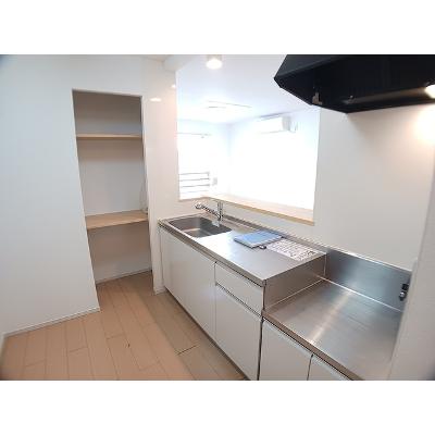 蔵Ⅱ 201【管理NO：1-017816301-02010】 ★家具家電は申し込み後に搬入します★の物件写真3