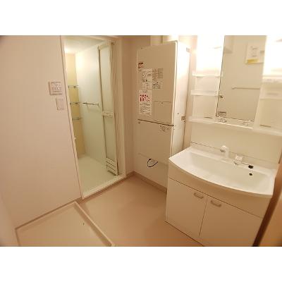蔵Ⅱ 201【管理NO：1-017816301-02010】 ★家具家電は申し込み後に搬入します★の物件写真6