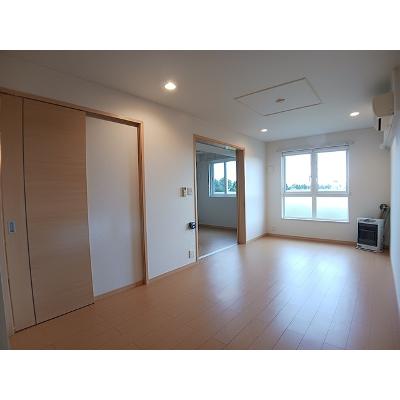 ビクトリー・Ａ 102【管理NO：1-015999901-01020】 ★家具家電は申し込み後に搬入します★の物件写真2