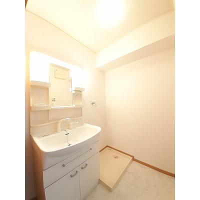 ラフィナート　カメリア 102【管理NO：1-014857402-01020】 ★家具家電は申し込み後に搬入します★ ★2026年11月上旬入居可能★の物件写真6