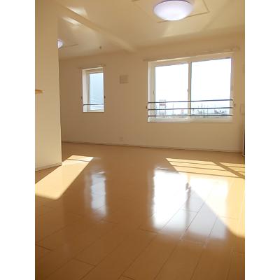 グランソレイユ 201【管理NO：1-018383201-02010】 ★家具家電は申し込み後に搬入します★ ★2026年11月中旬入居可能★の物件写真2