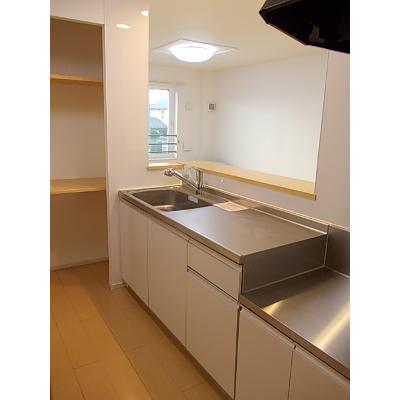 グランソレイユ 201【管理NO：1-018383201-02010】 ★家具家電は申し込み後に搬入します★ ★2026年11月中旬入居可能★の物件写真3