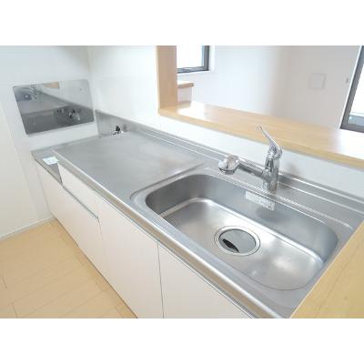 クレメント参番館 201【管理NO：1-015455301-02010】 ★家具家電は申し込み後に搬入します★ ★2026年11月中旬入居可能★の物件写真3