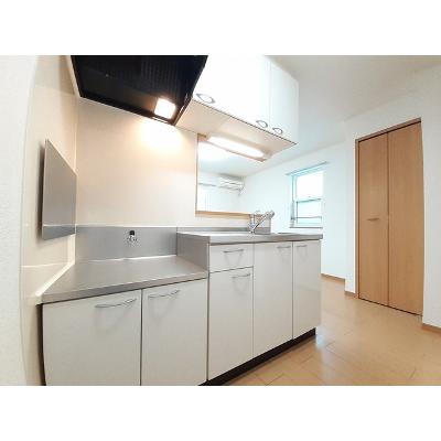 寿町イリーデ 204【管理NO：1-014377501-02040】 ★家具家電は申し込み後に搬入します★ ★2026年11月上旬入居可能★の物件写真3