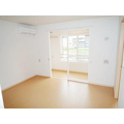 トゥー・ル・モンド 102【管理NO：1-016002101-01020】 ★家具家電は申し込み後に搬入します★ ★2026年11月上旬入居可能★の物件写真2