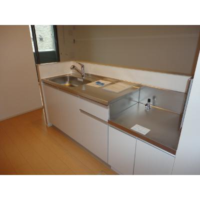 メープルランド 103【管理NO：1-020997001-01030】 ★家具家電は申し込み後に搬入します★ ★2026年11月中旬入居可能★の物件写真3