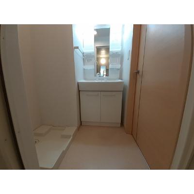 ハル 102【管理NO：1-016693301-01020】 ★家具家電は申し込み後に搬入します★ ★2026年11月上旬入居可能★の物件写真6