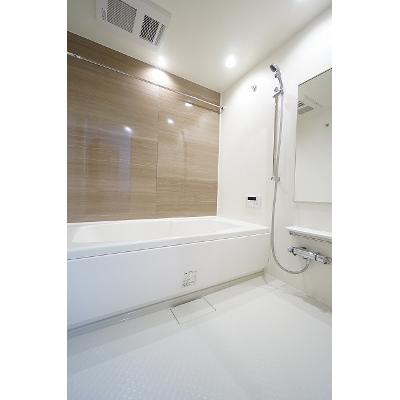apartment 〒108-0075　東京都港区港南２丁目16-1