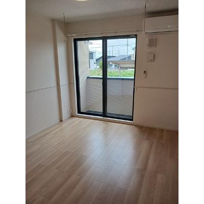 アヴニール 103【管理NO：1-027660101-01030】 ★家具家電は申し込み後に搬入します★ ★2026年11月中旬入居可能★の物件写真2