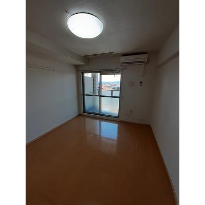 ヴァンベール 402【管理NO：1-014875701-04020】 ★家具家電は申し込み後に搬入します★ ★2026年11月上旬入居可能★の物件写真2