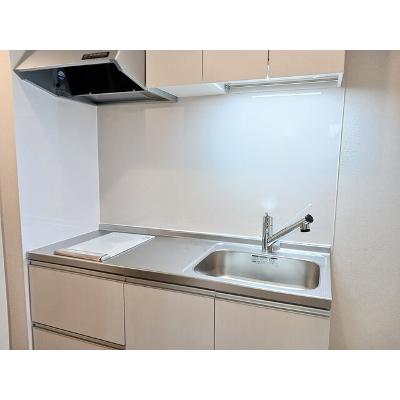 ヒカルサひたちなか 103【管理NO：1-028080601-01030】 ★家具家電は申し込み後に搬入します★の物件写真3