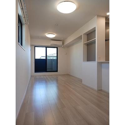 ル・リアン 205【管理NO：1-028140901-02050】 ★家具家電は申し込み後に搬入します★の物件写真2