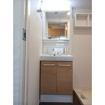 ヒプソフィア 105【管理NO：1-024943101-01050】 ★家具家電は申し込み後に搬入します★の物件写真6