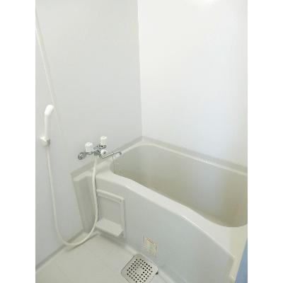 グランテソール 303【管理NO：1-099187701-03030】 ★家具家電は申し込み後に搬入します★の物件写真4