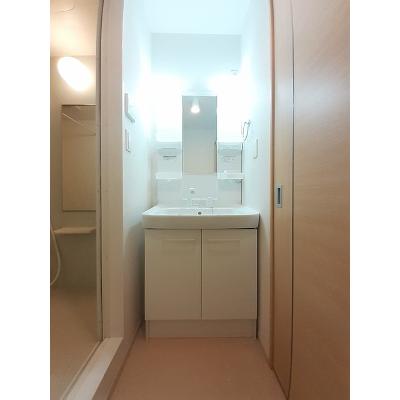 イストワール 102【管理NO：1-020461701-01020】 ★家具家電は申し込み後に搬入します★ ★2026年10月下旬入居可能★の物件写真6