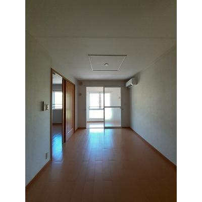 ベイサイドヒルズ 203【管理NO：1-015310201-02030】 ★家具家電は申し込み後に搬入します★ ★2026年12月中旬入居可能★の物件写真2