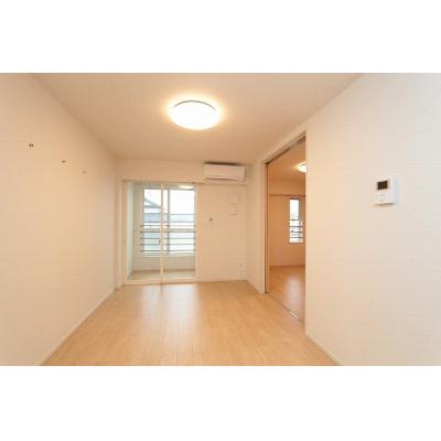サイレント 202【管理NO：1-025020901-02020】 ★家具家電は申し込み後に搬入します★の物件写真2
