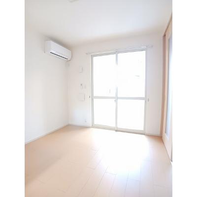 グレイス 101【管理NO：1-017874401-01010】 ★家具家電は申し込み後に搬入します★ ★2026年11月中旬入居可能★の物件写真2