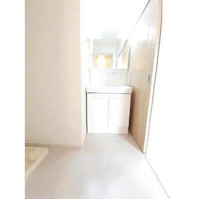 ルーフ　ウェーブ笹崎Ａ 201【管理NO：1-025651601-02010】 ★家具家電は申し込み後に搬入します★ ★2026年11月上旬入居可能★の物件写真6