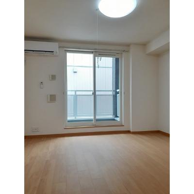 レーベン古正寺 202【管理NO：1-013848601-02020】 ★家具家電は申し込み後に搬入します★ ★2026年11月中旬入居可能★の物件写真2