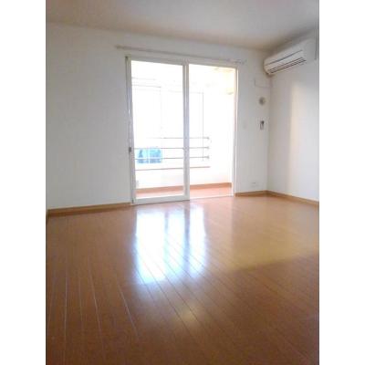 ヴィラージュ　Ⅲ 104【管理NO：1-014521203-01040】 ★家具家電は申し込み後に搬入します★ ★2026年10月中旬入居可能★の物件写真2